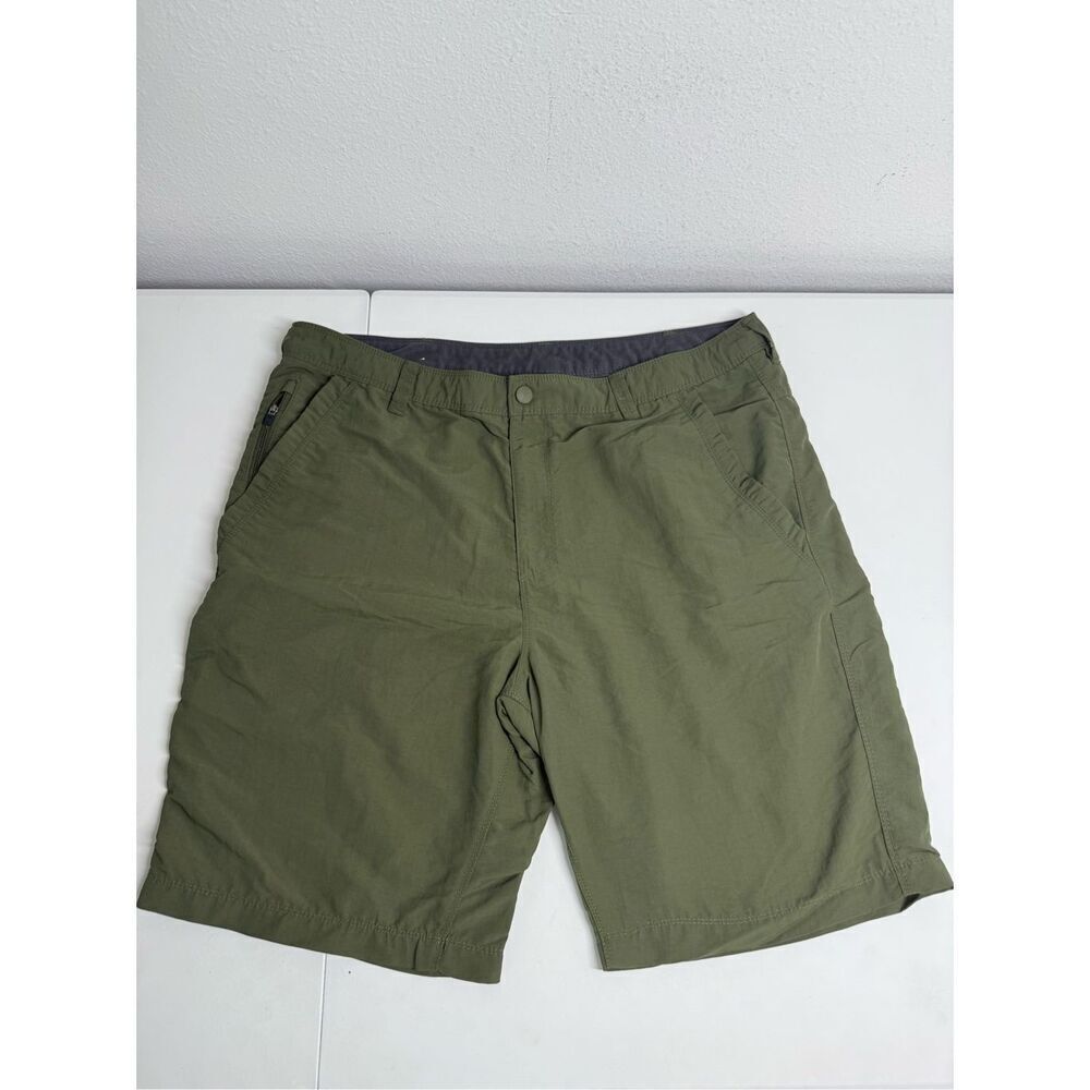 NordicTrack Men's Size 40 100% Nylon Olive Green Cargo Type Shorts Snap Button